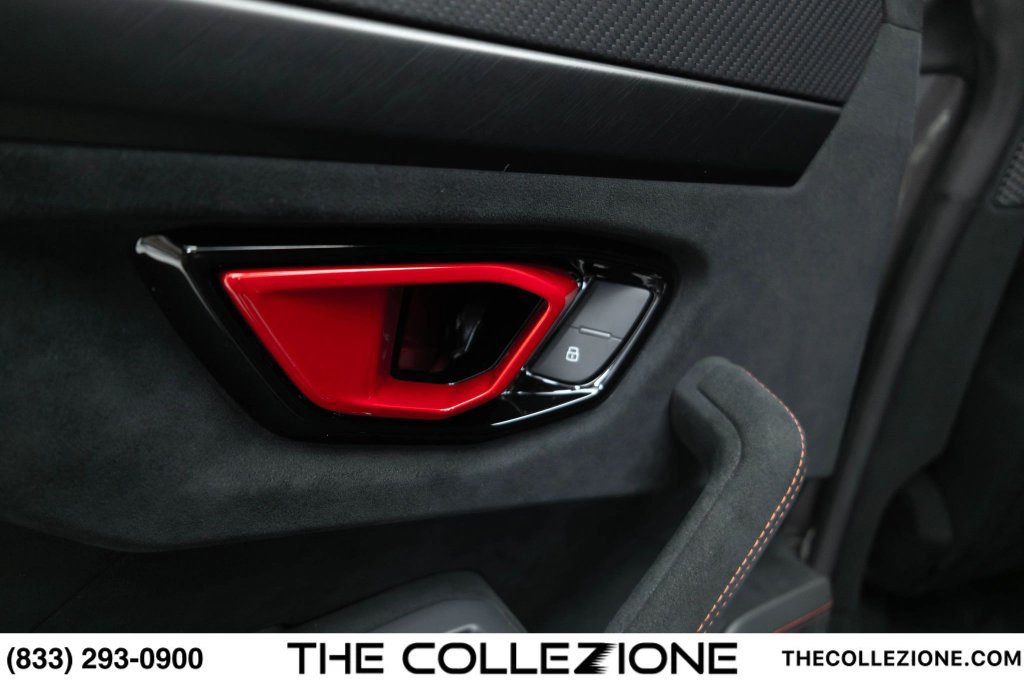 Used 2023 Lamborghini Urus Performante AWD/4WD image 82