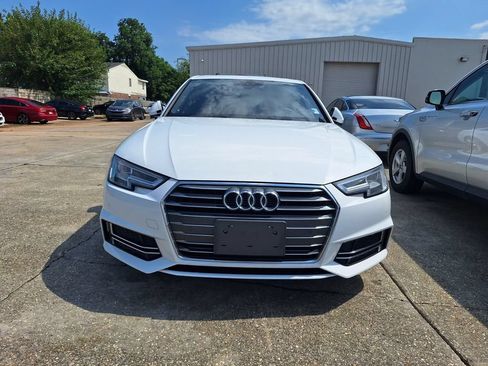 Used 2018 Audi A4 2.0T Ultra Premium Plus w/ Premium Plus Package FWD image 2