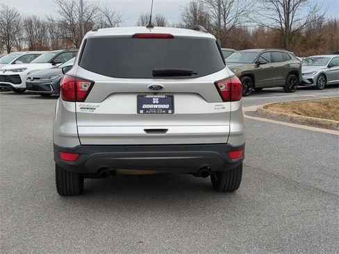 Used 2019 Ford Escape SEL image 6