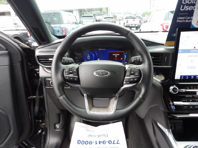 Certified 2023 Ford Explorer Platinum w/ Technology Package RWD image 21