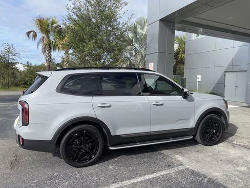 Used 2023 Kia Telluride SX X-Line image 3