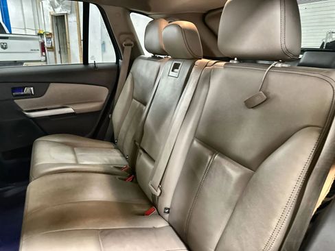 Used 2013 Ford Edge Limited FWD image 25