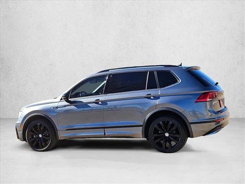 Used 2021 Volkswagen Tiguan SE R-Line image 8