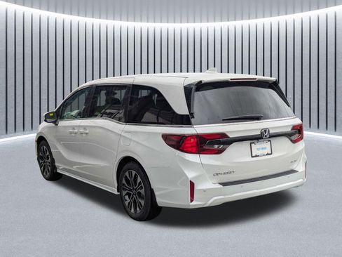 New 2026 Honda Odyssey Elite image 8