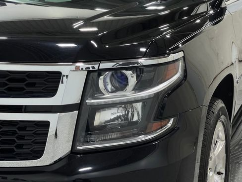 Used 2017 Chevrolet Suburban LT image 35