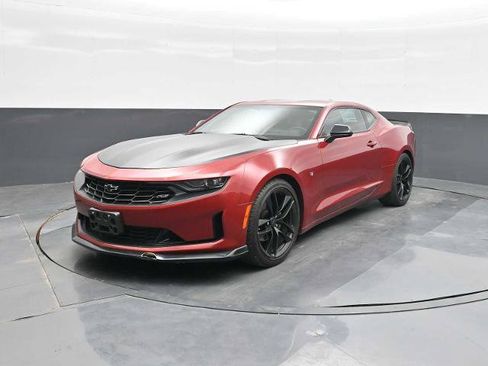 Used 2020 Chevrolet Camaro LT w/ 1LE Track Performance Package RWD image 4