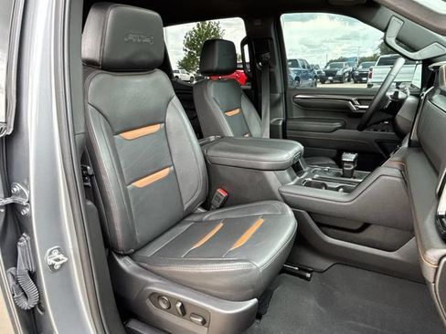 Used 2023 GMC Sierra 1500 AT4 w/ AT4 Premium Package AWD/4WD image 30