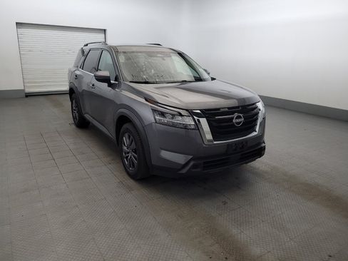 Used 2022 Nissan Pathfinder SV AWD/4WD image 13