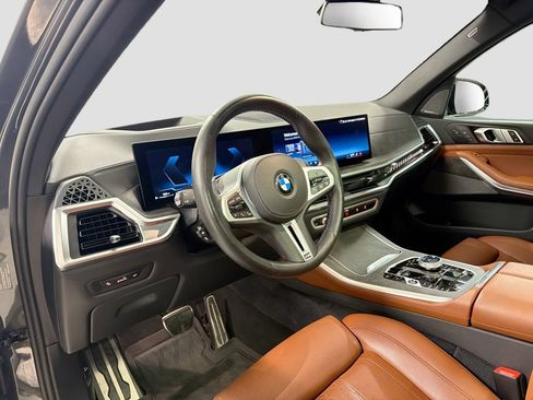 Used 2025 BMW X5 M60i AWD/4WD image 4