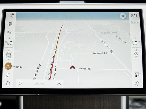 Used 2024 Land Rover Range Rover Long Wheelbase SE image 84