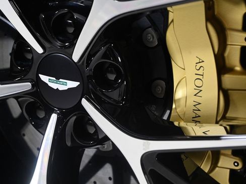 New 2026 Aston Martin DBX S image 24