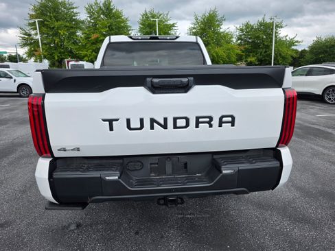 Used 2025 Toyota Tundra SR5 AWD/4WD image 4