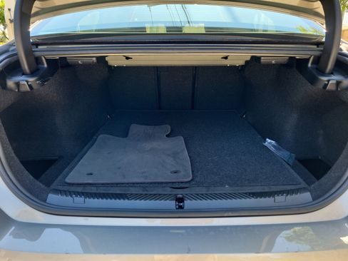 Used 2024 BMW 530i image 9