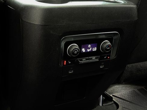 Used 2023 Chevrolet Tahoe Z71 w/ Luxury Package image 42