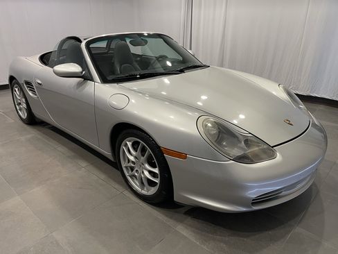 Used 2003 Porsche Boxster RWD image 28