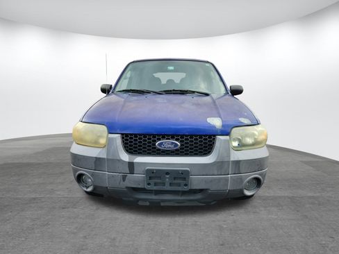 Used 2005 Ford Escape XLT image 18