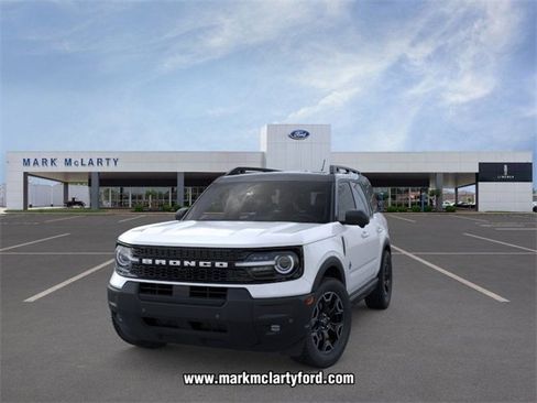 New 2025 Ford Bronco Sport Outer Banks w/ Outer Banks Tech Package+ image 2