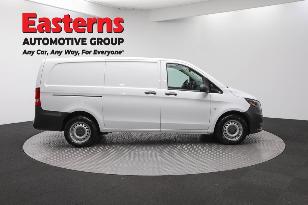 Used 2022 Mercedes-Benz Metris image 4