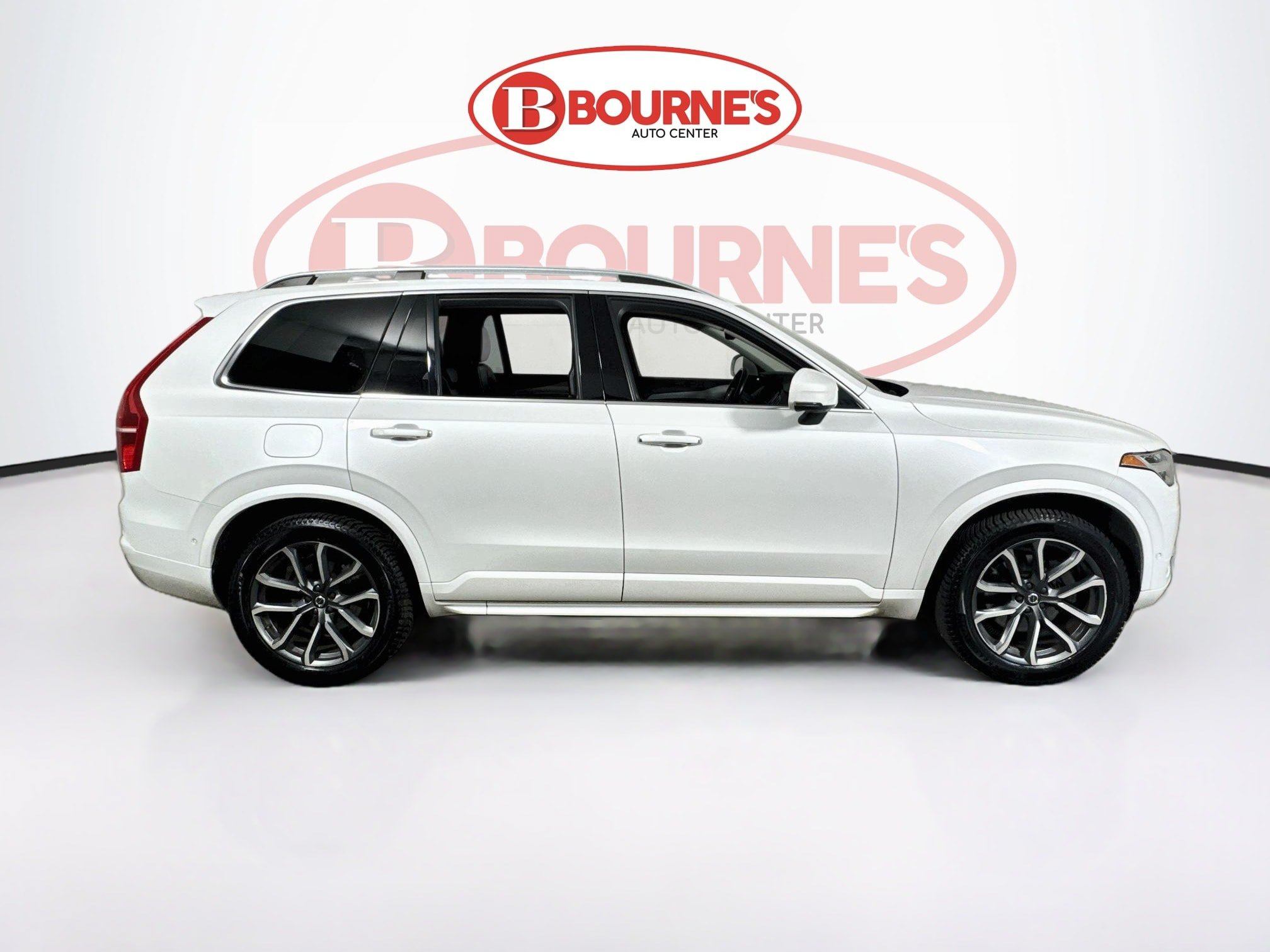 Used 2018 Volvo XC90 T5 Momentum w/ Convenience Package AWD/4WD image 12