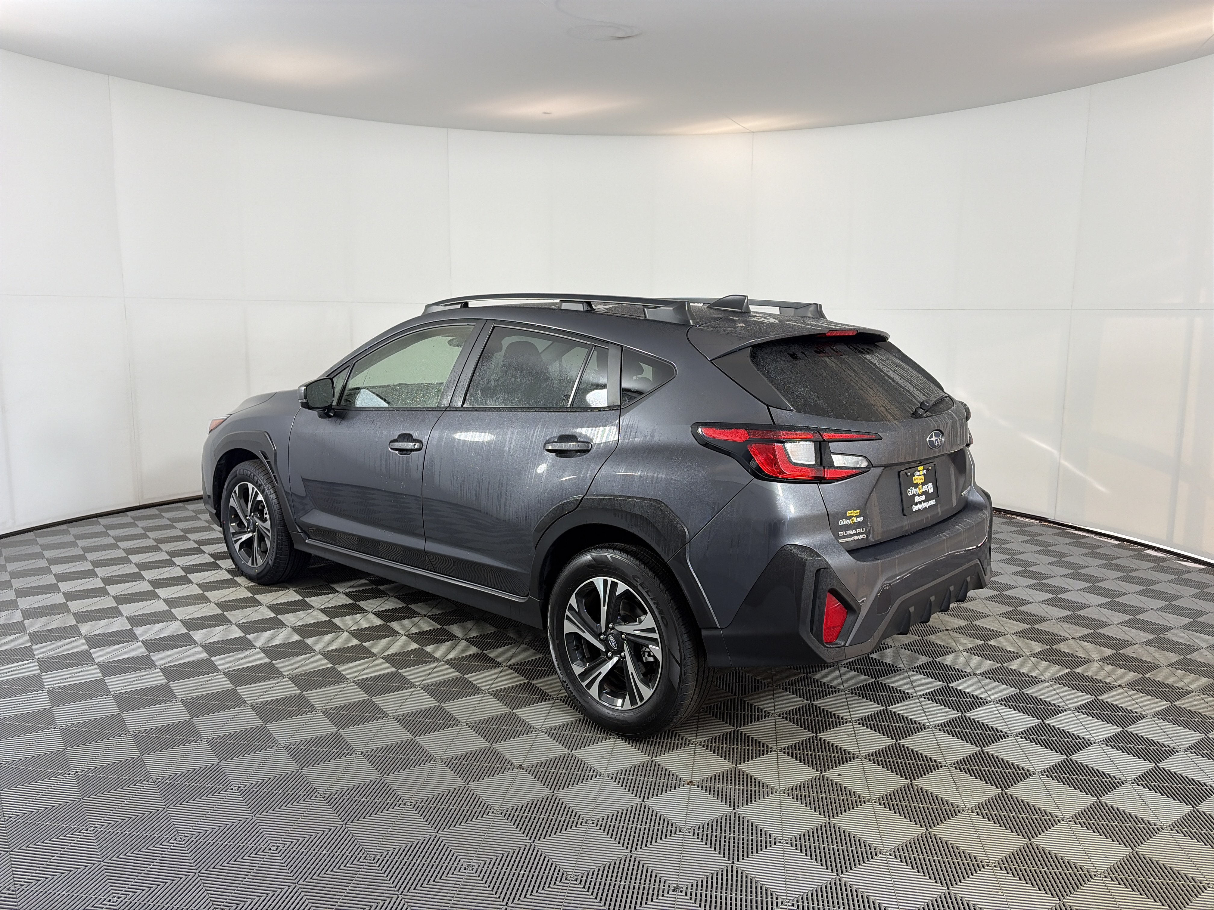 Used 2025 Subaru Crosstrek 2.5i Premium AWD/4WD image 8