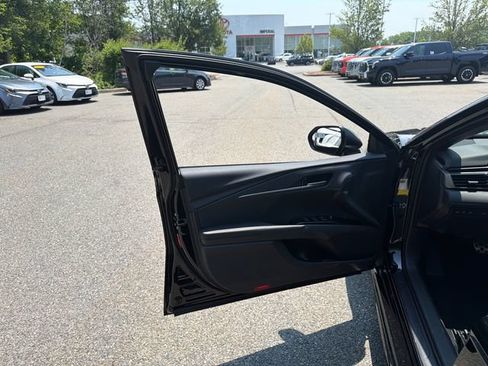 New 2026 Toyota Camry SE w/ Convenience Package FWD image 19