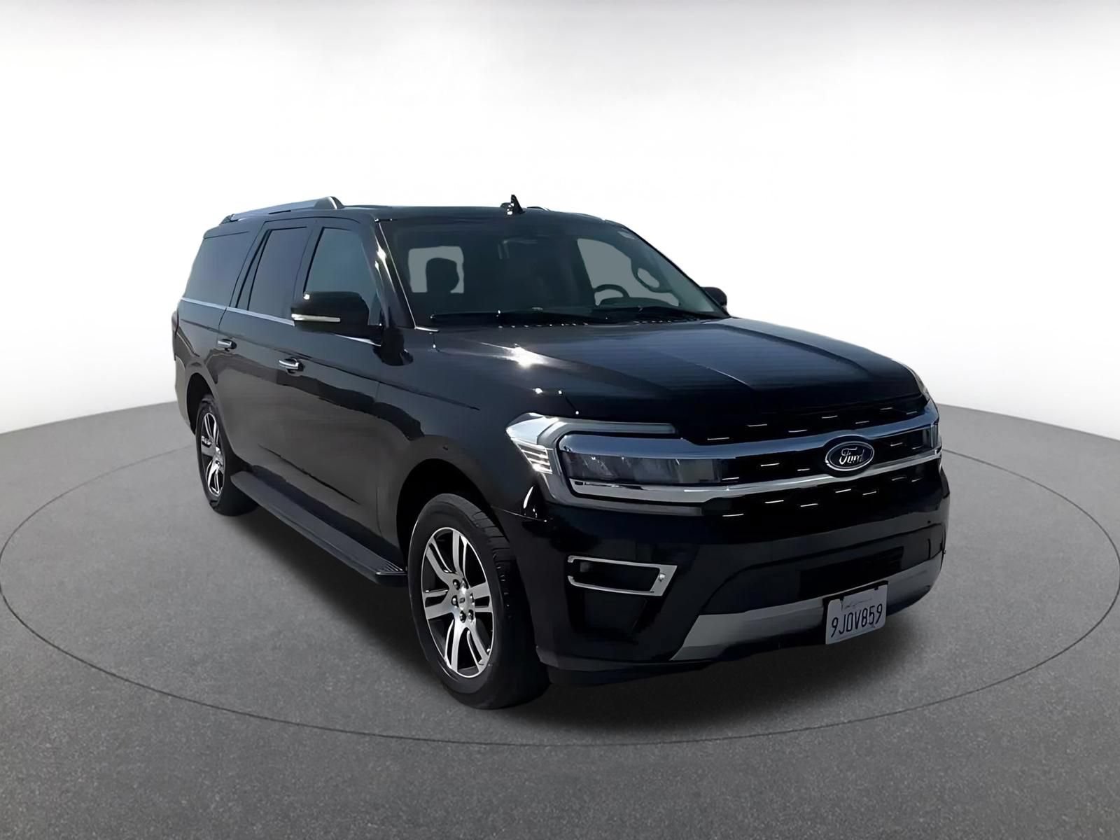 Used 2024 Ford Expedition Max Limited RWD image 3