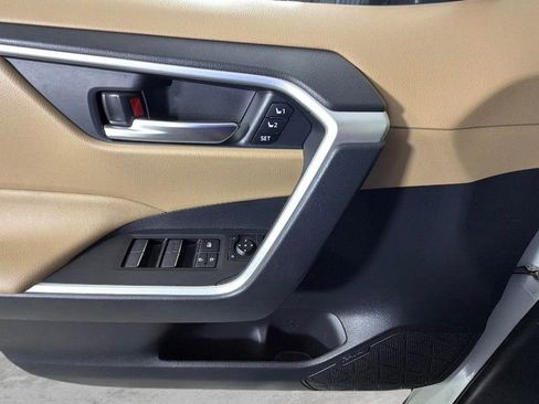 Used 2023 Toyota RAV4 XLE Premium AWD/4WD image 25