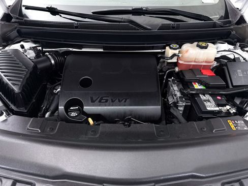 Used 2019 Buick Enclave Avenir w/ Avenir Technology Package FWD image 10