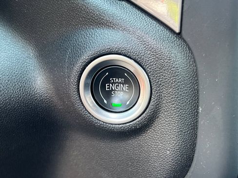 Used 2022 Chevrolet Silverado 1500 Custom RWD image 31