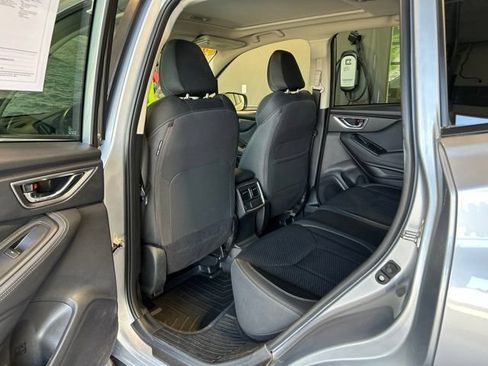 Used 2023 Subaru Forester Premium AWD/4WD image 23