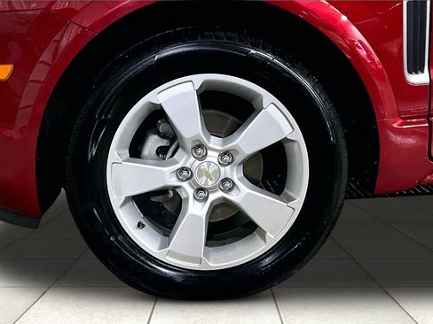 Used 2015 Chevrolet Captiva Sport LT w/ Convenience Package FWD image 9