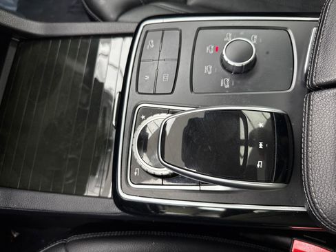 Used 2018 Mercedes-Benz GLE 350 4MATIC w/ Premium 1 Package image 31