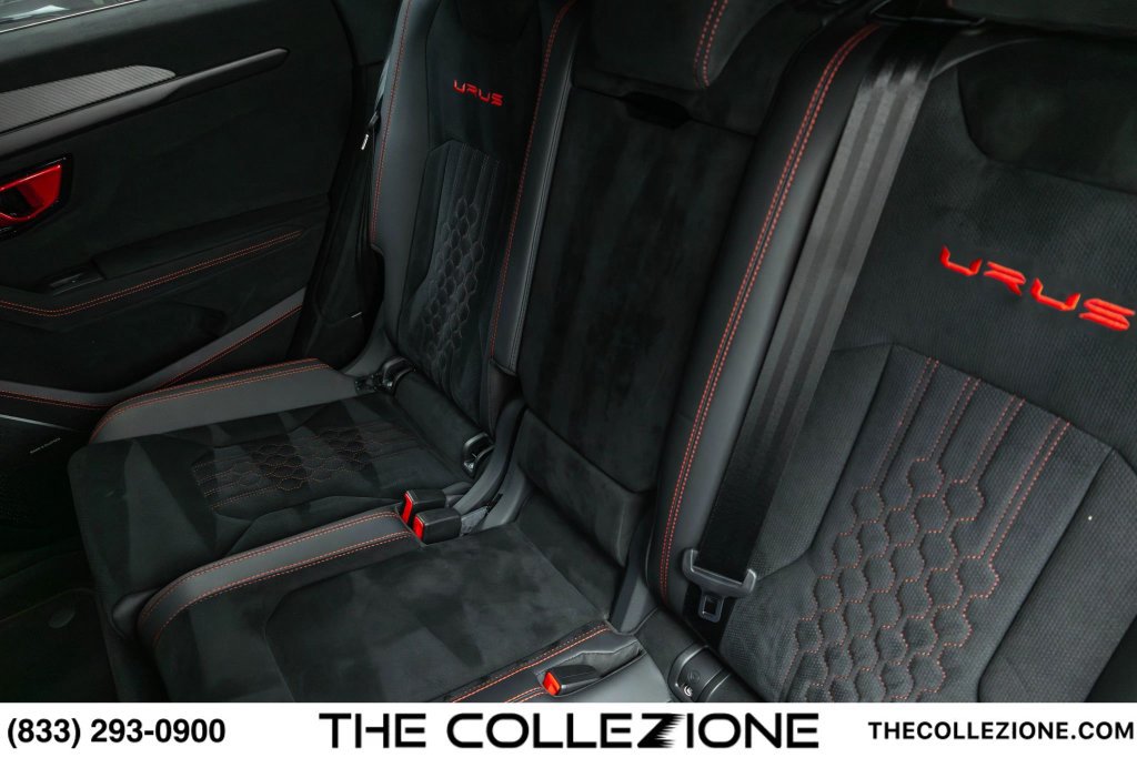 Used 2023 Lamborghini Urus Performante AWD/4WD image 90