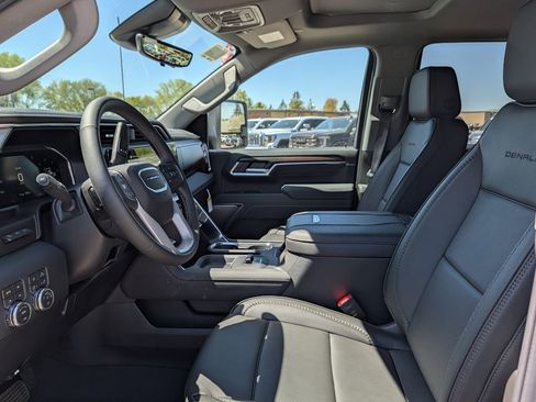 New 2026 GMC Sierra 3500 Denali w/ Denali Reserve Package AWD/4WD image 41