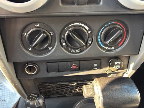 Used 2009 Jeep Wrangler Unlimited Sahara w/ Dual Top Group image 16