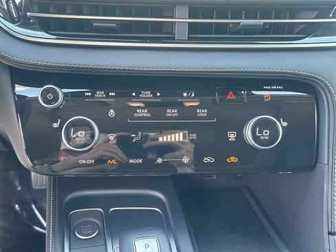 Certified 2024 INFINITI QX60 Pure FWD image 27