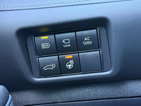 Used 2026 Toyota Highlander Platinum AWD/4WD image 26
