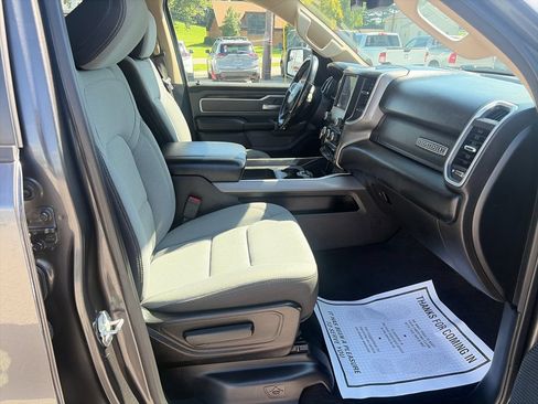 Used 2020 RAM 1500 Big Horn AWD/4WD image 40