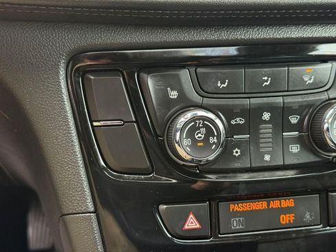 Used 2019 Buick Encore Essence FWD image 23