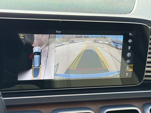 Used 2021 Mercedes-Benz GLE 350 w/ AMG Line Exterior image 33