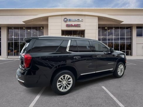 Certified 2023 GMC Yukon SLT w/ SLT Luxury Package RWD image 17