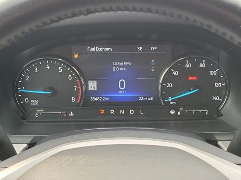 Used 2022 Ford Explorer XLT w/ Equipment Group 202A AWD/4WD image 24