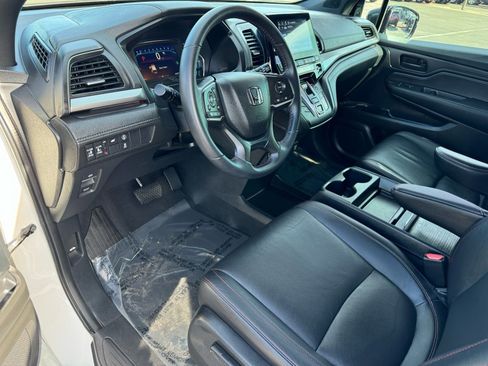 Used 2023 Honda Odyssey Sport image 17