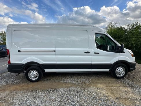 New 2026 Ford Transit 350 148 Medium Roof AWD image 4