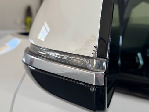 Used 2022 Jeep Wagoneer Series III w/ Premium Group I image 6