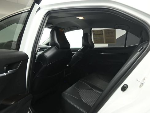 Used 2023 Toyota Camry SE FWD image 18