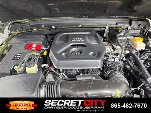 Used 2020 Jeep Wrangler Unlimited Rubicon AWD/4WD image 35