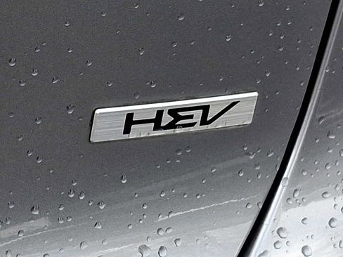 Used 2023 Kia Niro EX image 28