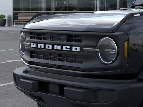 New 2025 Ford Bronco Base image 21