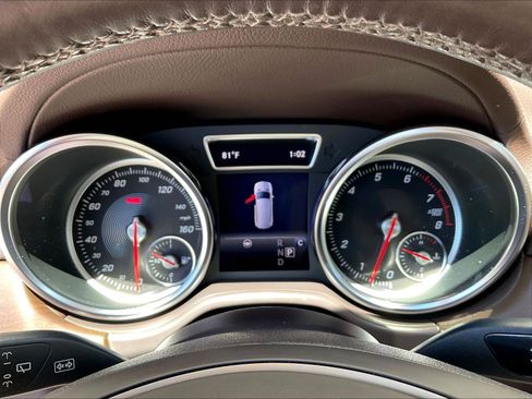 Used 2019 Mercedes-Benz GLS 450 4MATIC image 20